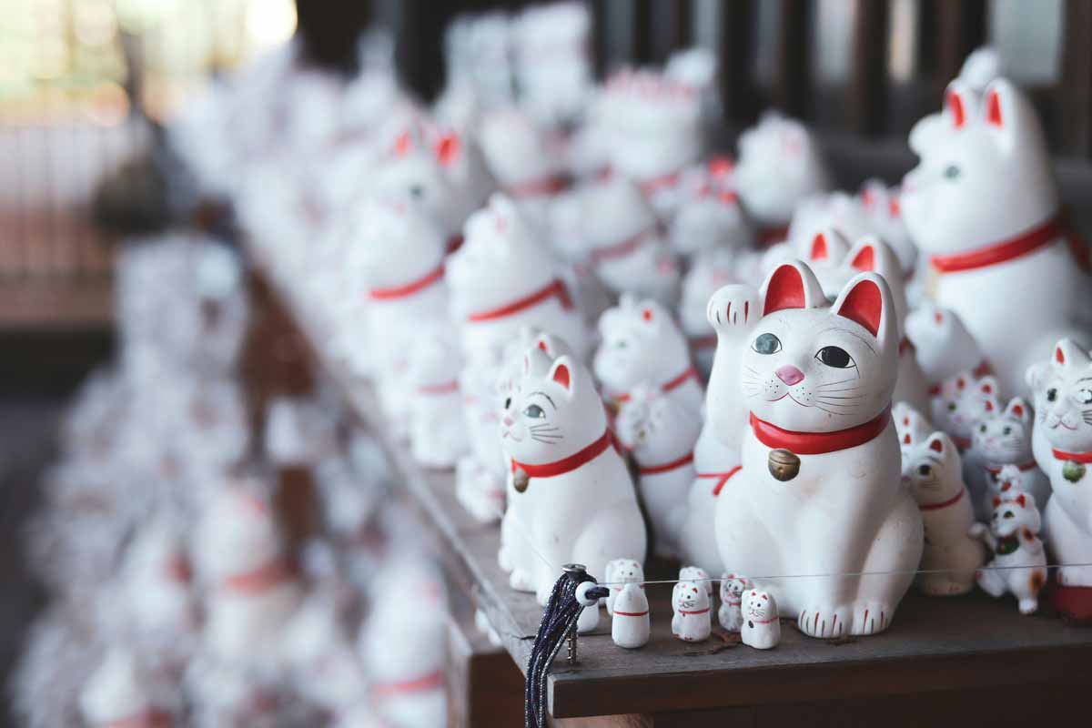 左右で異なるご利益をGET！愛らしくもオシャレな「招き猫」ギフト