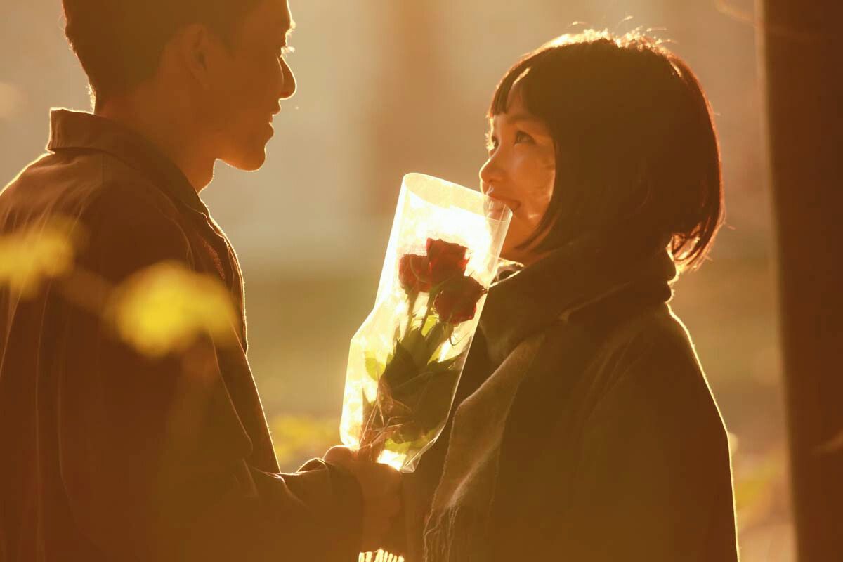 彼女が喜んでくれる「1年記念日」のプレゼント！失敗しない選び方のコツと演出