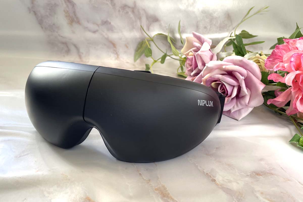 NIPLUX「EMS EYE RELAX」レビュー｜目の疲れに悩む女性へ贈りたいホットアイマスク