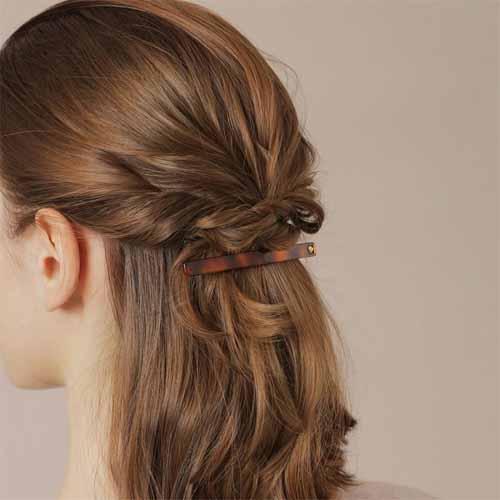 ヘアアクセサリーの画像
